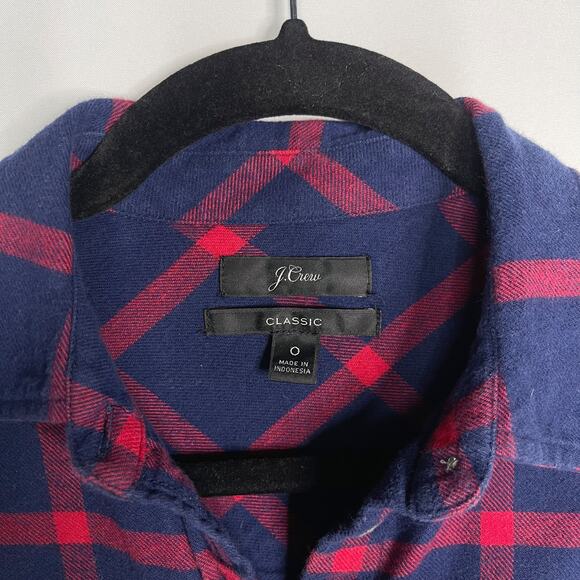 J Crew Womens 0 Navy Blue Red Classic Fit Boy Shirt in Block Plaid Button Down - Picture 5 of 7